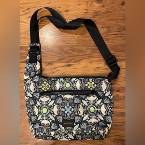 vera  bradley recycled light up reactive crossbody sling bag plaza medallion